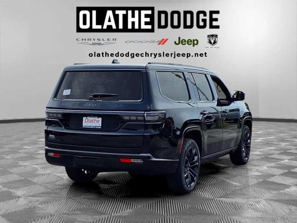 New 2026 High Gloss Black Exterior Paint Jeep Summit Reserve image 28
