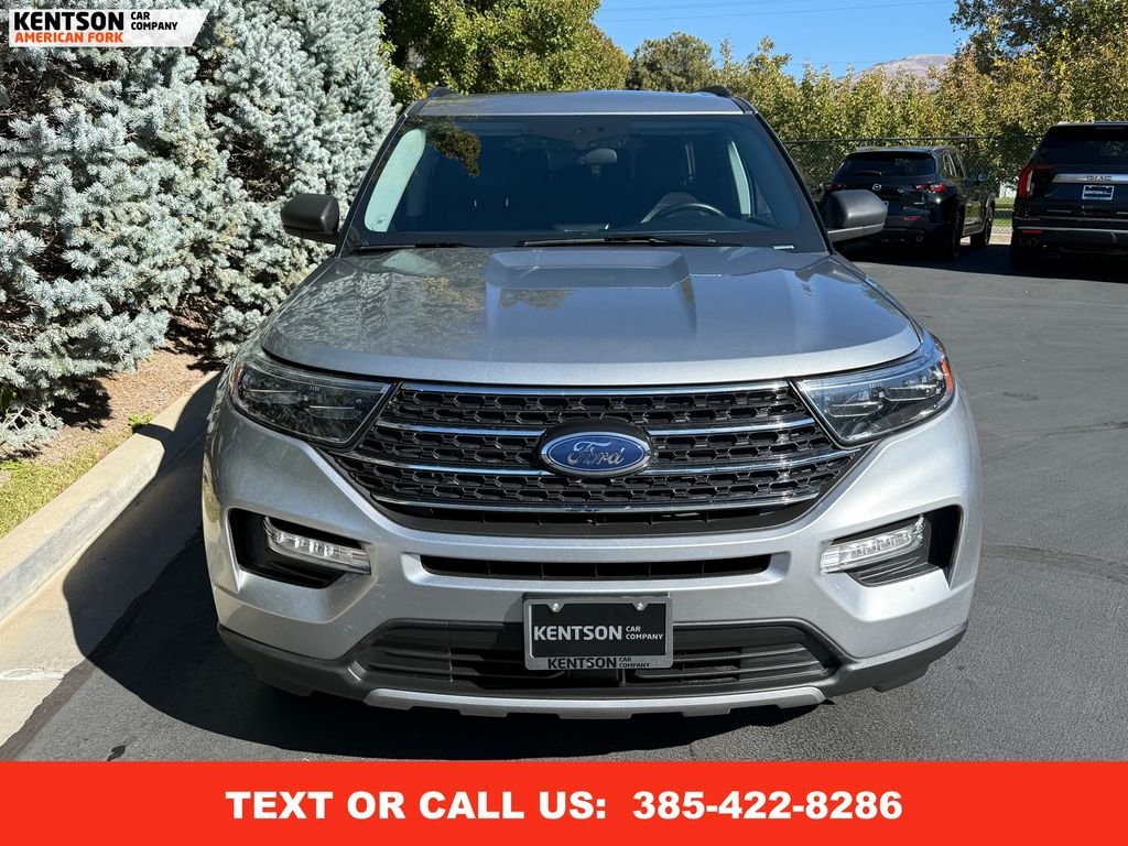 2024 Ford Explorer XLT photo 2