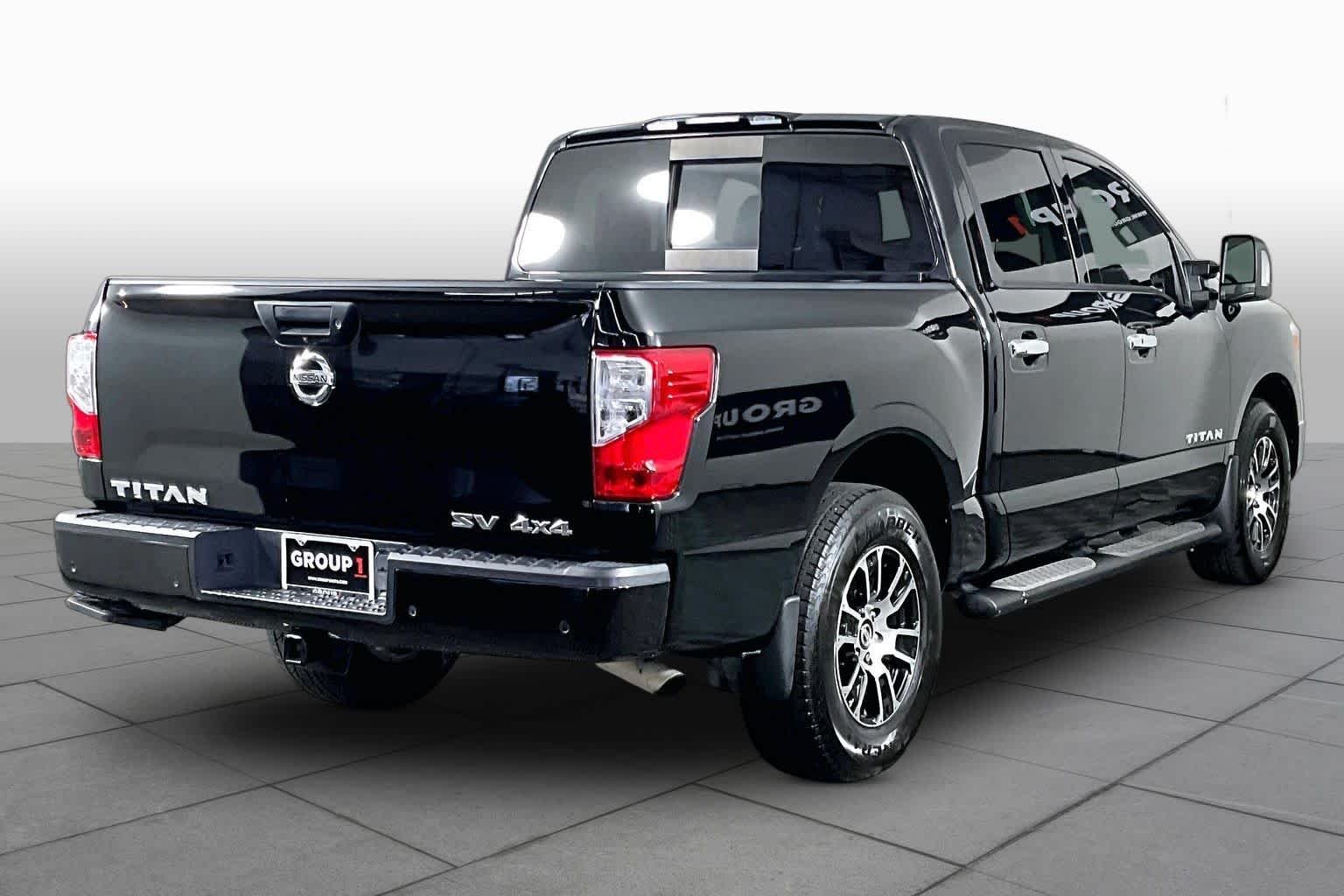 Used 2021 Super Black Nissan SV image 13