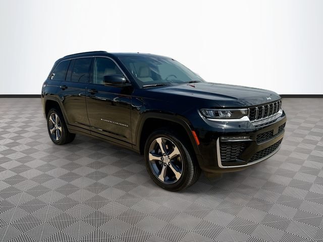 New 2026 Black Jeep Limited image 1