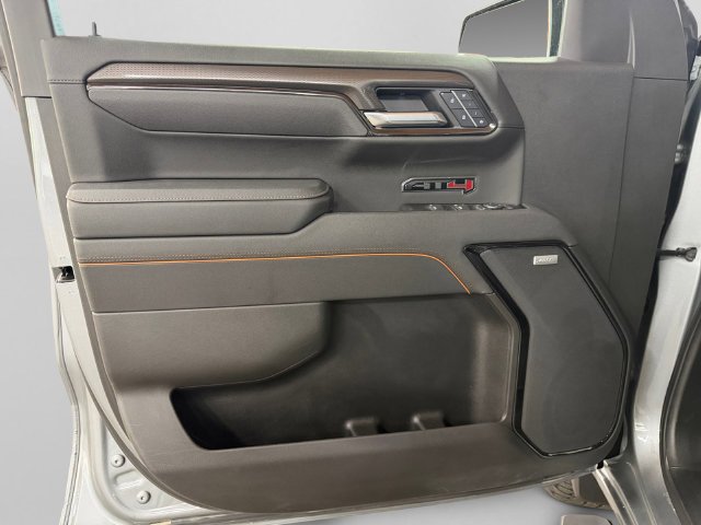 Used 2025 Sterling Metallic GMC AT4 image 13