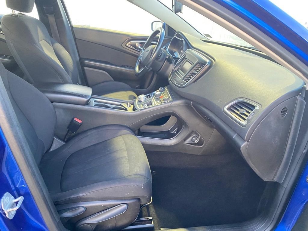 Used 2015 Blue Chrysler Limited image 15