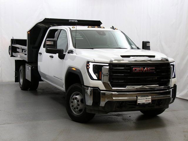 Summit White 2025 GMC Sierra 3500HD Chassis Pro Crew Cab 4WD Pickup Truck Four-Wheel Drive