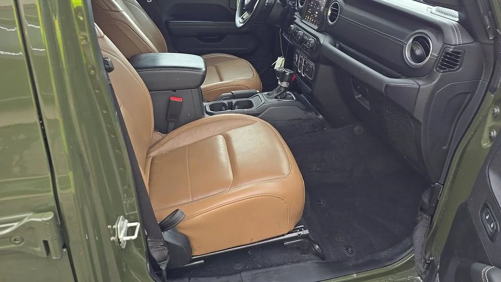 Used 2023 Green Jeep Sahara 4xe image 5