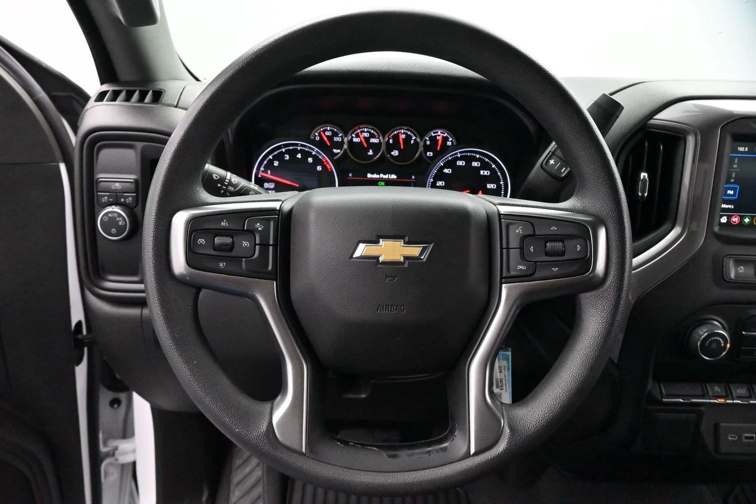Used 2022 Summit White Chevrolet Custom image 15