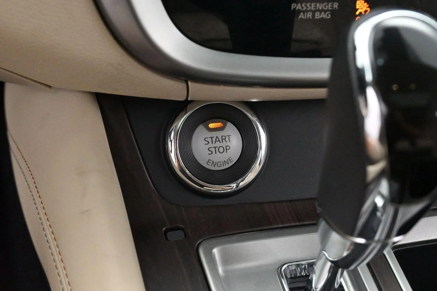 Used 2023 Scarlet Ember Tintcoat Nissan Platinum image 25