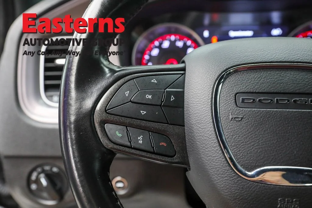 Used 2023 Gray Dodge SXT image 15