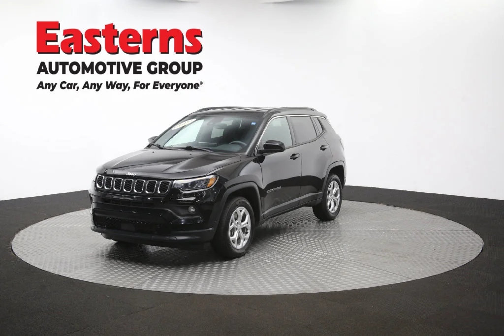 Used 2024 Black Jeep Latitude image 54