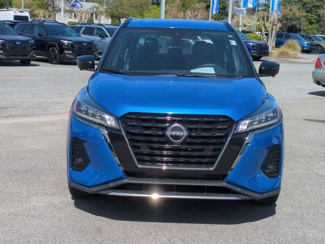 Used 2023 Blue Nissan SR image 8