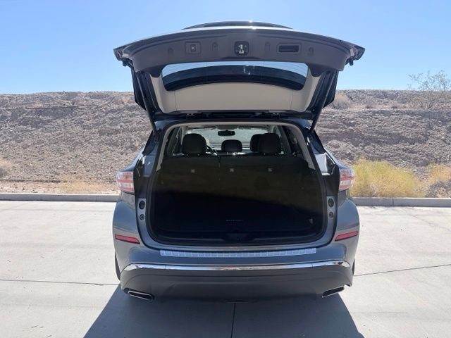 Used 2017 Gray Nissan Platinum image 35