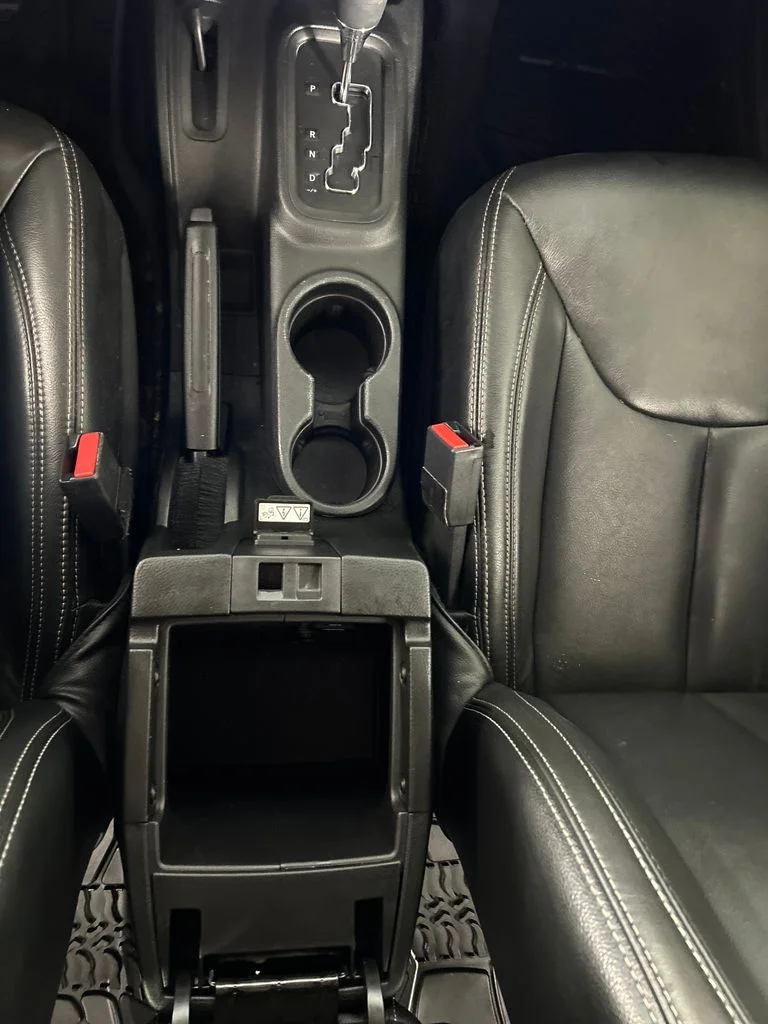 Used 2017 Black Jeep Unlimited Rubicon image 15