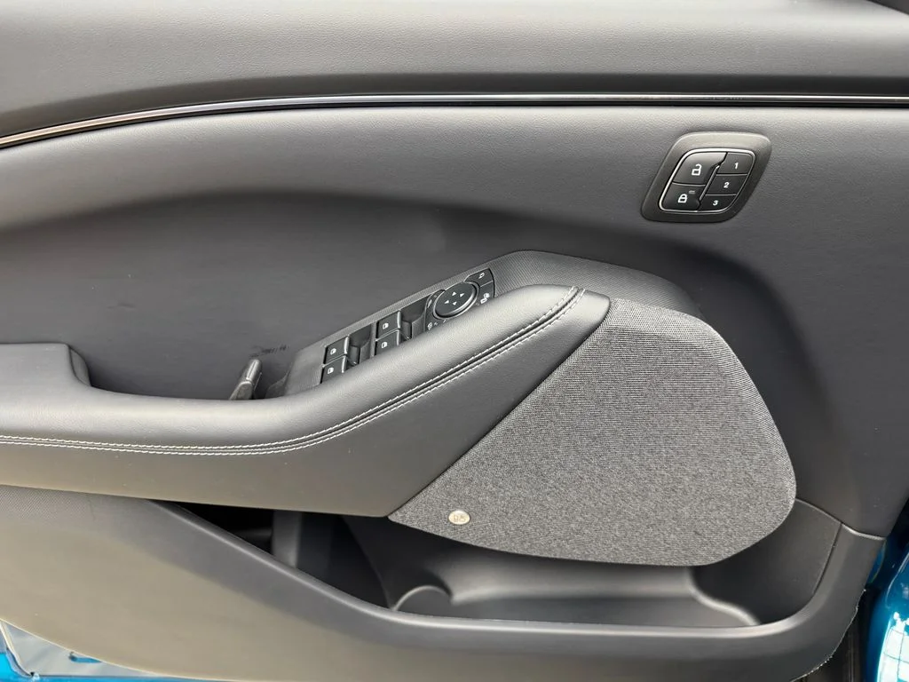 New 2026 Adriatic Blue Metallic Ford Premium image 10