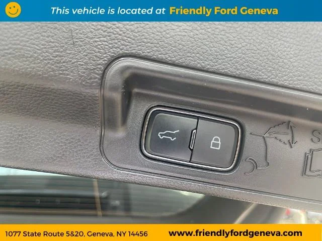 Used 2024 Green Metallic Ford XLT image 11