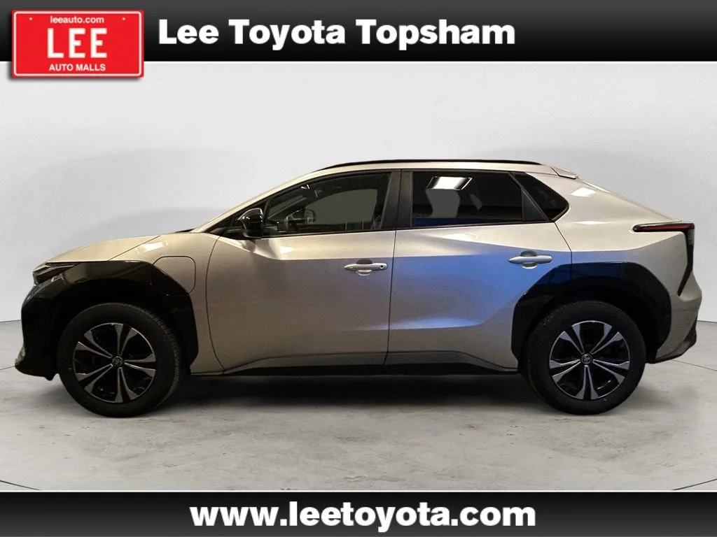 Used 2023 Silver Metallic Toyota XLE image 2