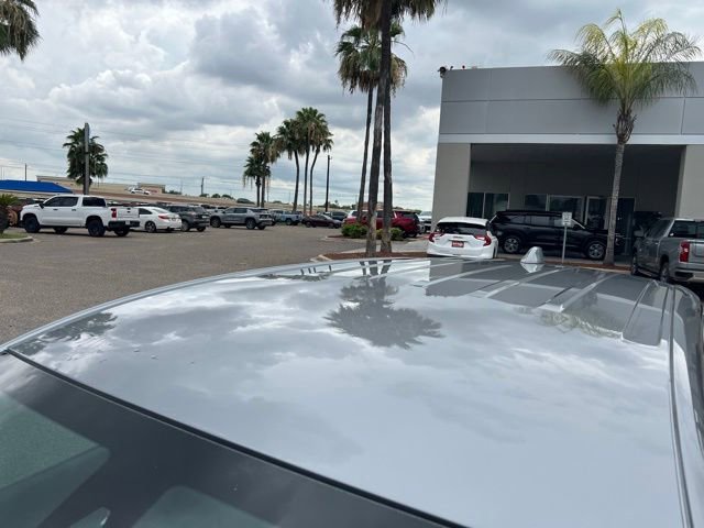 Used 2024 Sterling Metallic GMC SLE image 7