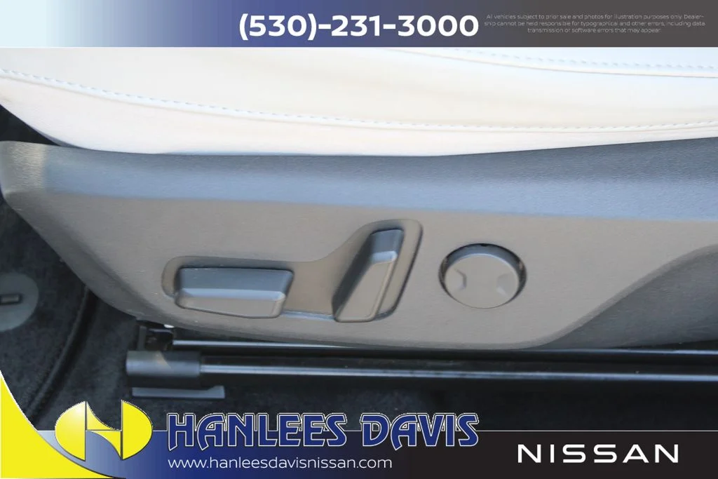 Used 2023 Blue Kia Wind image 14