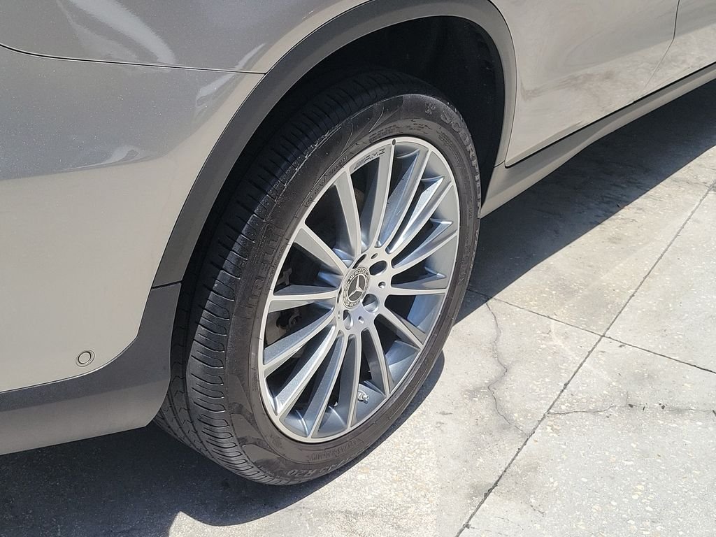 Certified Used 2021 Silver Mercedes-Benz GLC 300 image 7