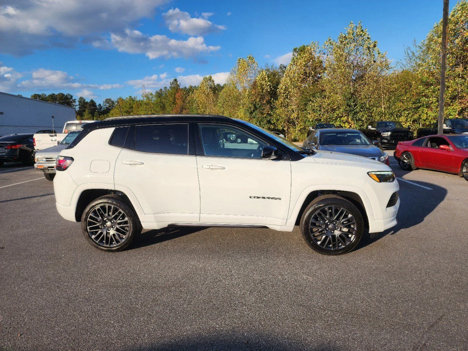 Used 2024 Bright White Clearcoat Jeep Limited image 10