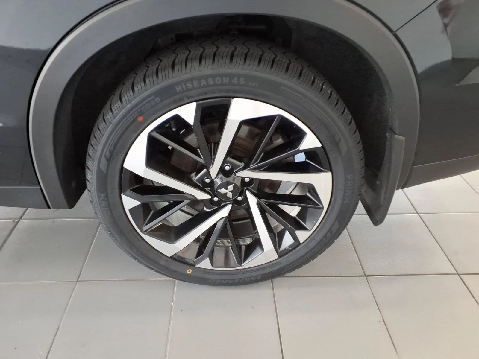 2022 Mitsubishi Outlander ES - Photo 16