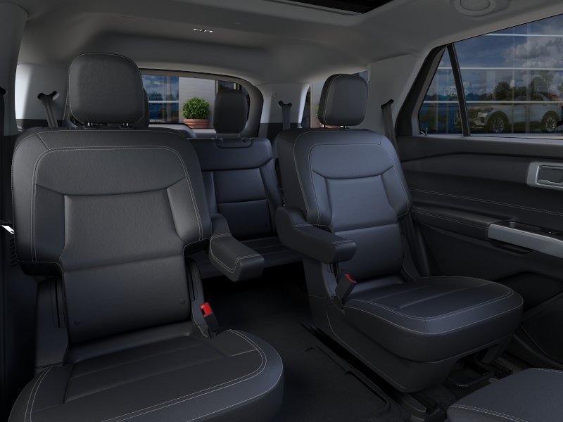 2024 Ford Explorer XLT - Photo 11