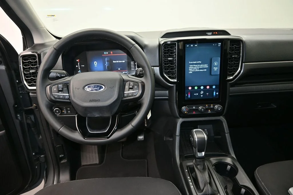 Used 2024 Gray Metallic Ford XLT image 18