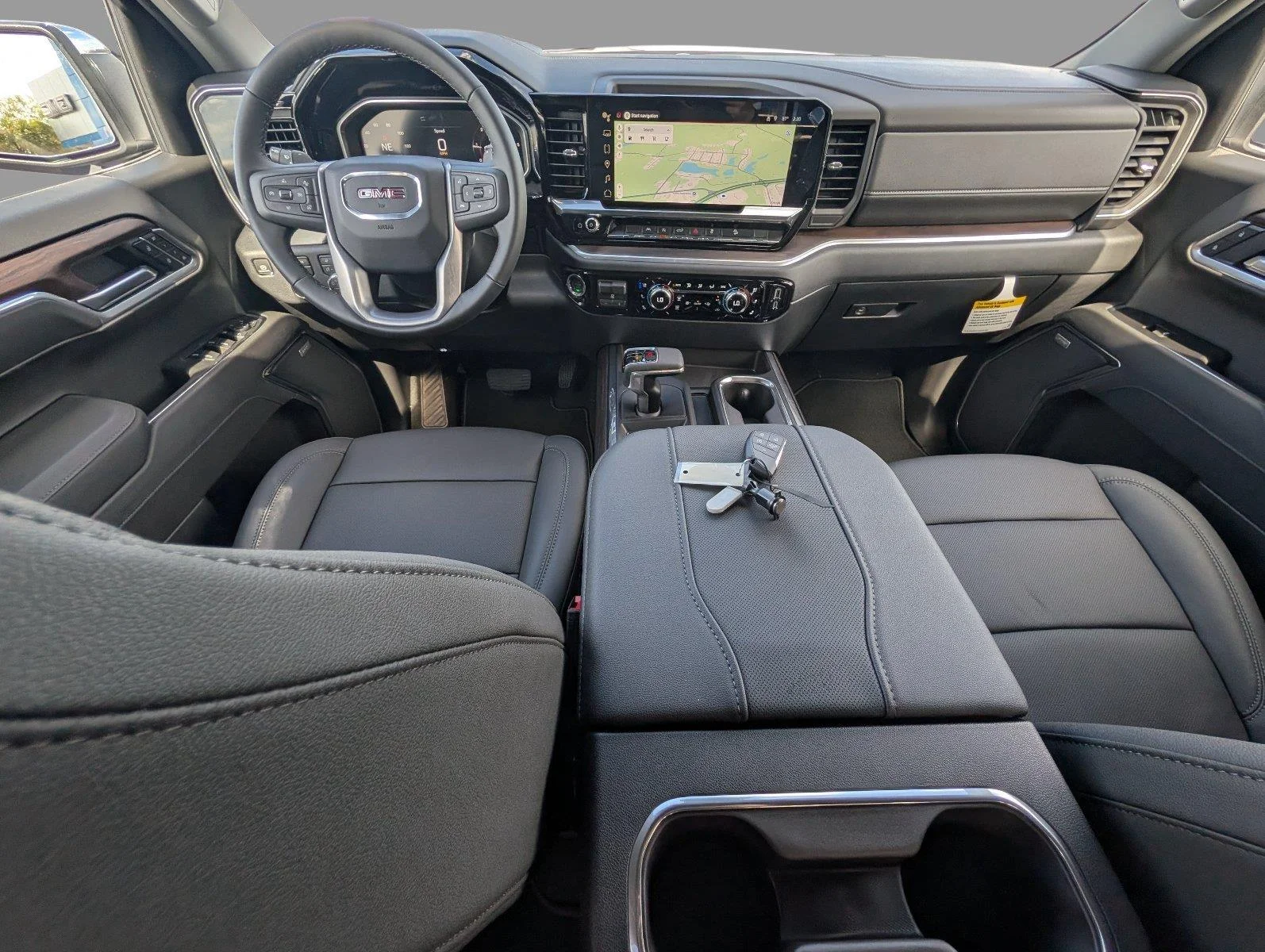 New 2026 Summit White GMC SLT image 32