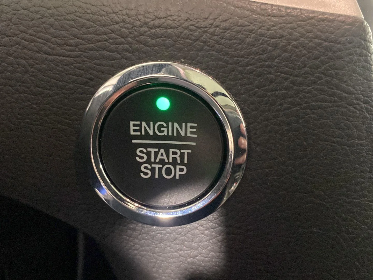 Used 2022 Blue Metallic Ford SEL image 5