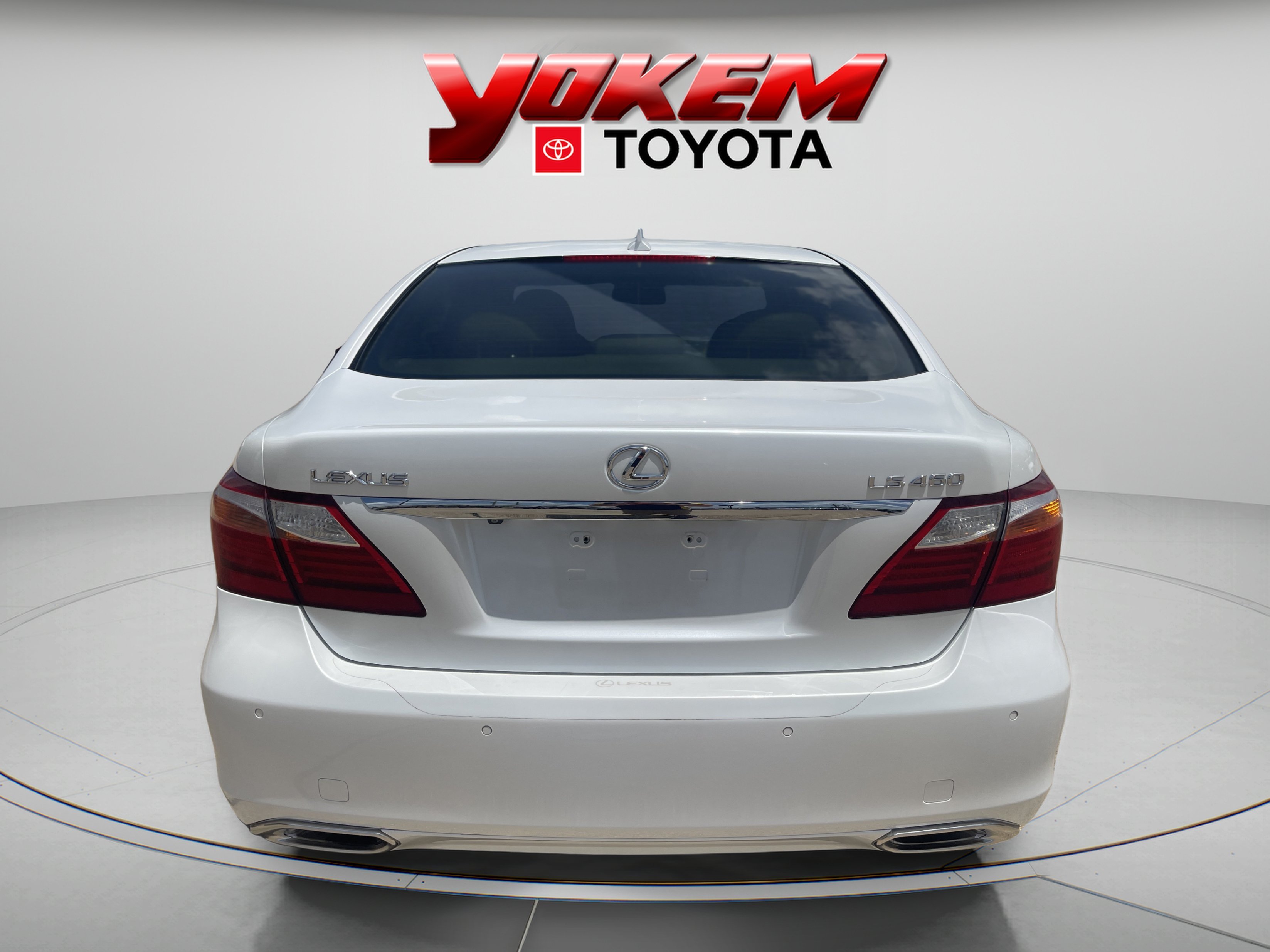 Used 2012 Starfire Pearl Lexus 4DR SDN RWD image 4