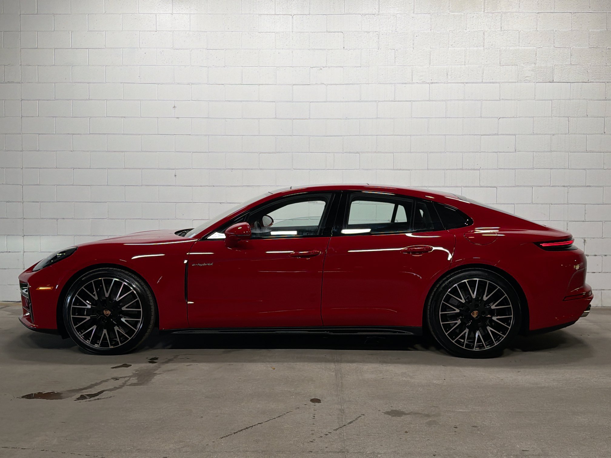 New 2026 Carmine Red Porsche 4S E-Hybrid image 2