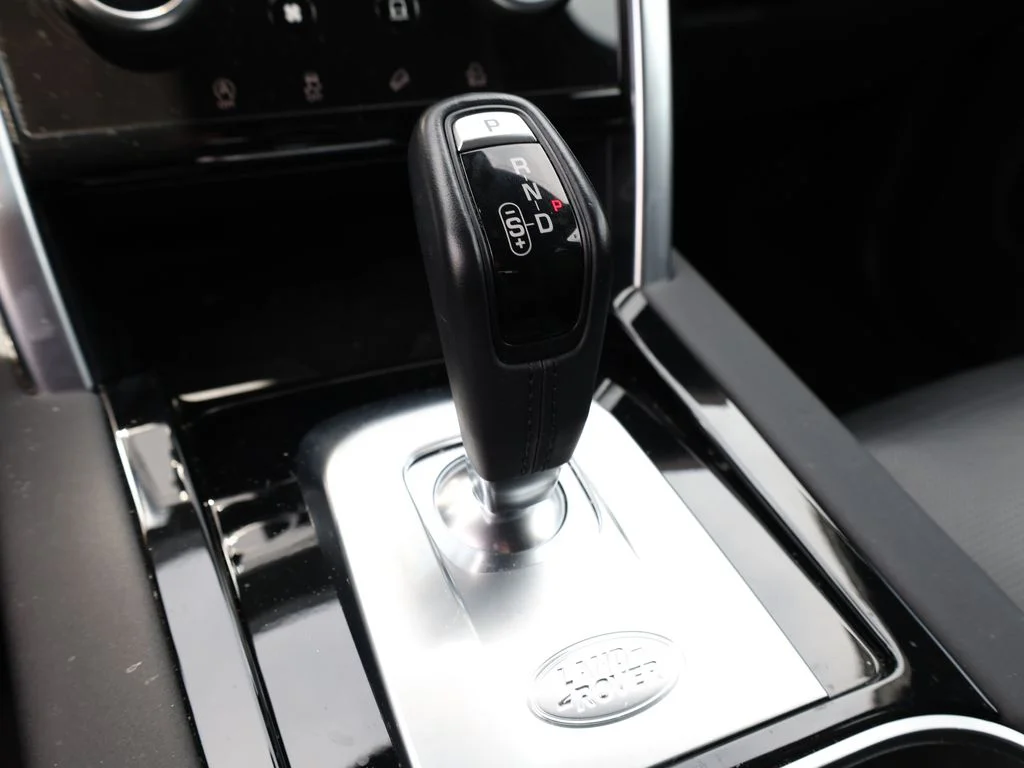 Used 2023 Gray Land Rover S R-Dynamic image 28
