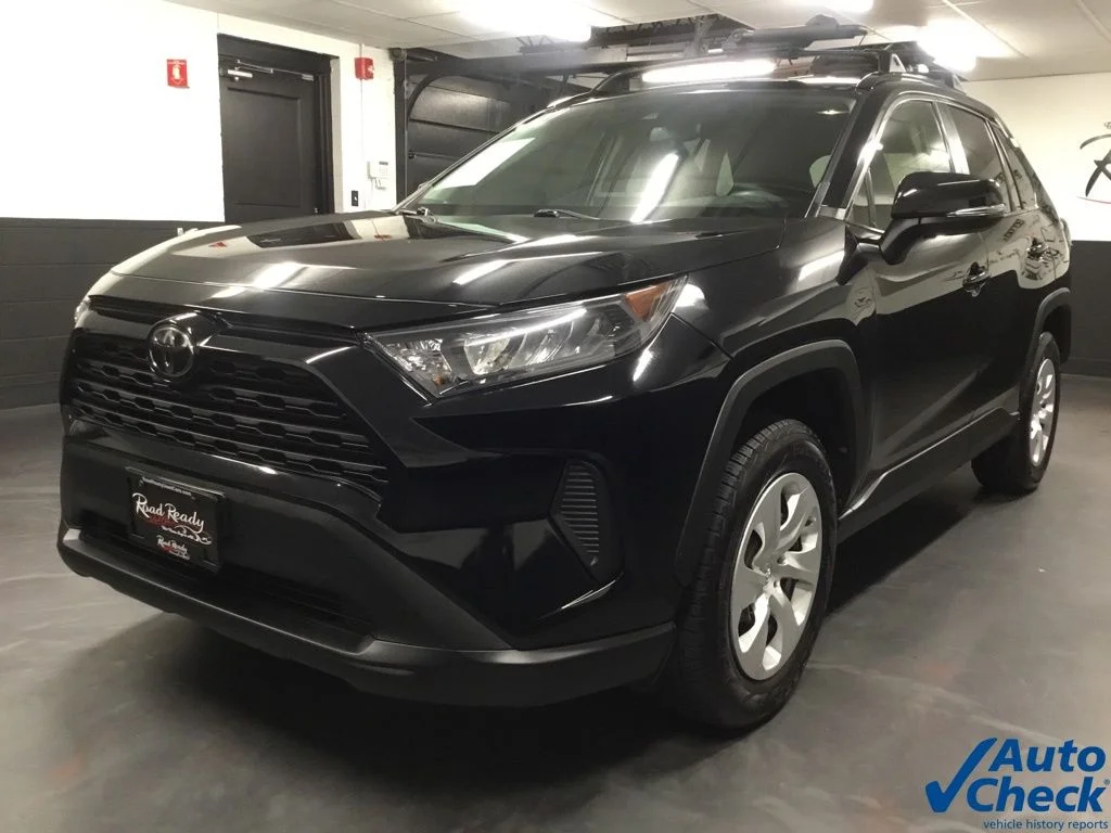 Used 2019 Black Toyota LE image 5