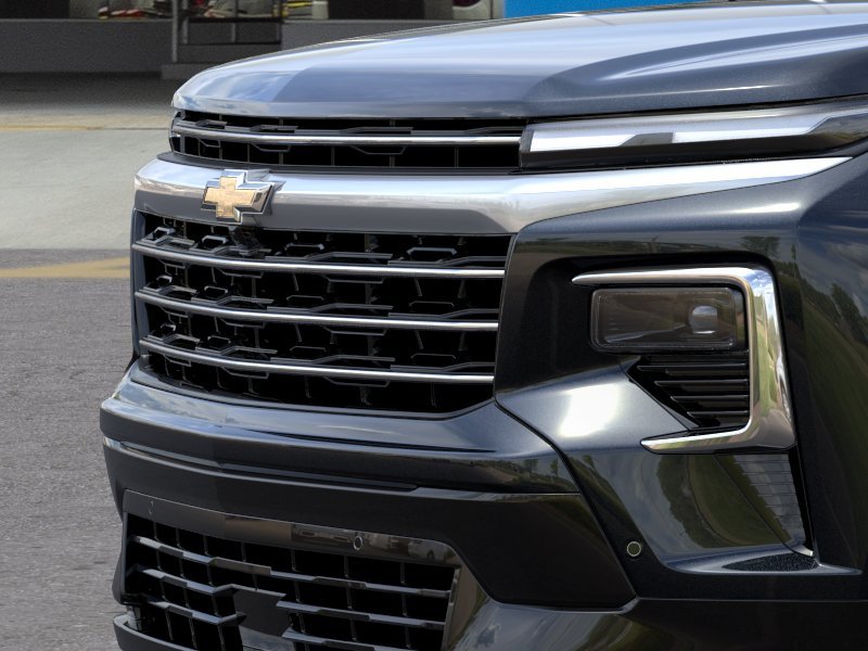 New 2026 Mosaic Black Metallic Chevrolet High Country image 13