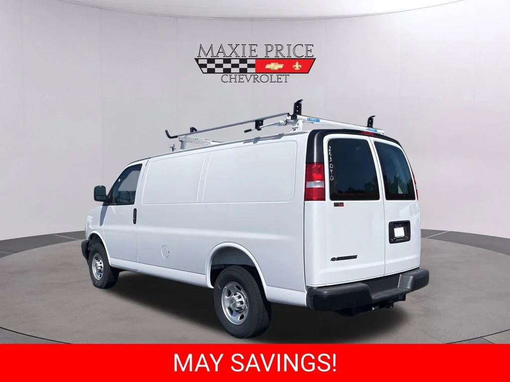 2025 Chevrolet Express Cargo Work Van - Photo 6