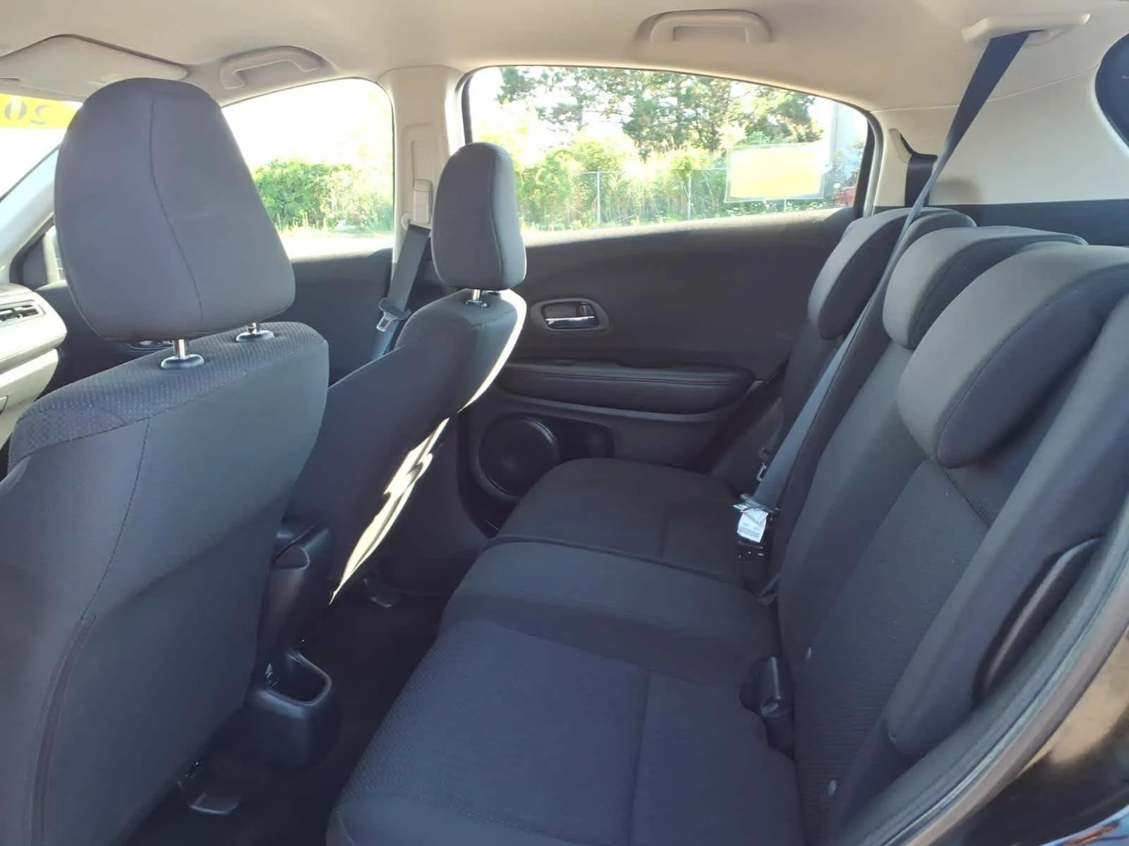 2018 Honda HR-V LX - Photo 12