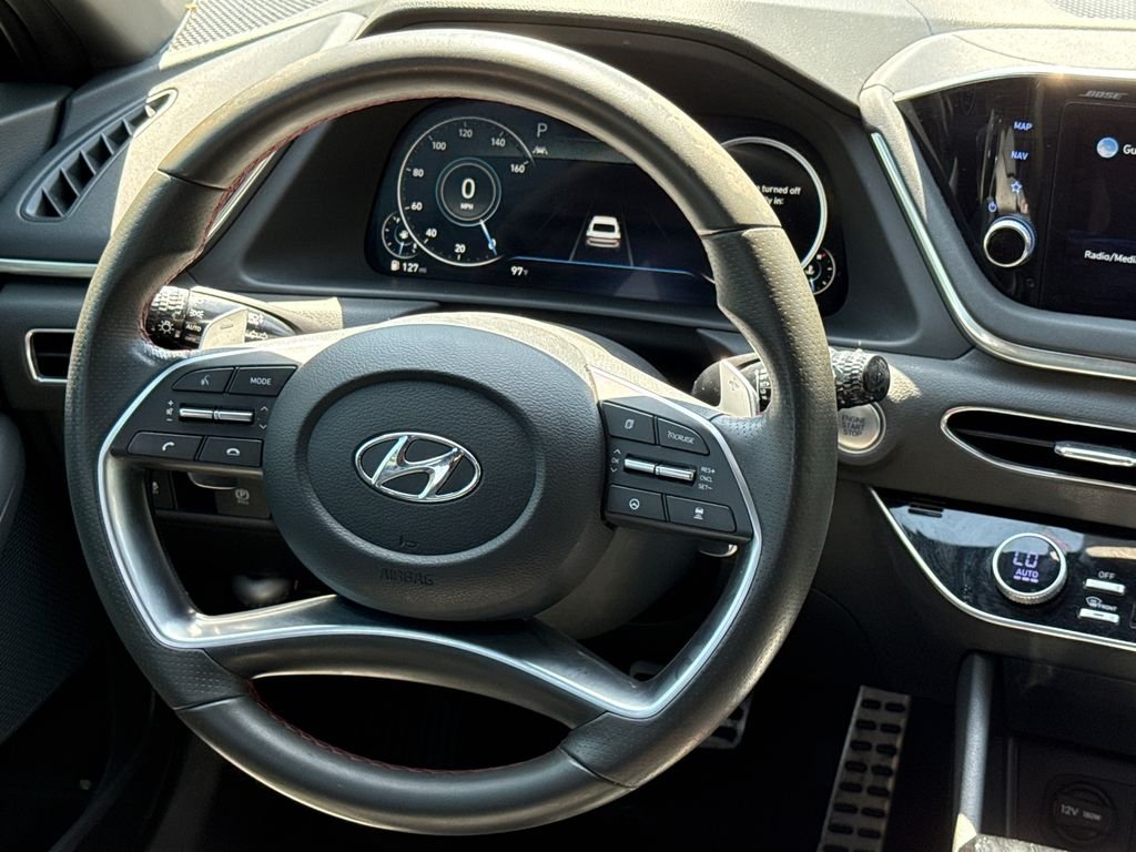 Used 2022 Gray Hyundai SEL Plus image 13
