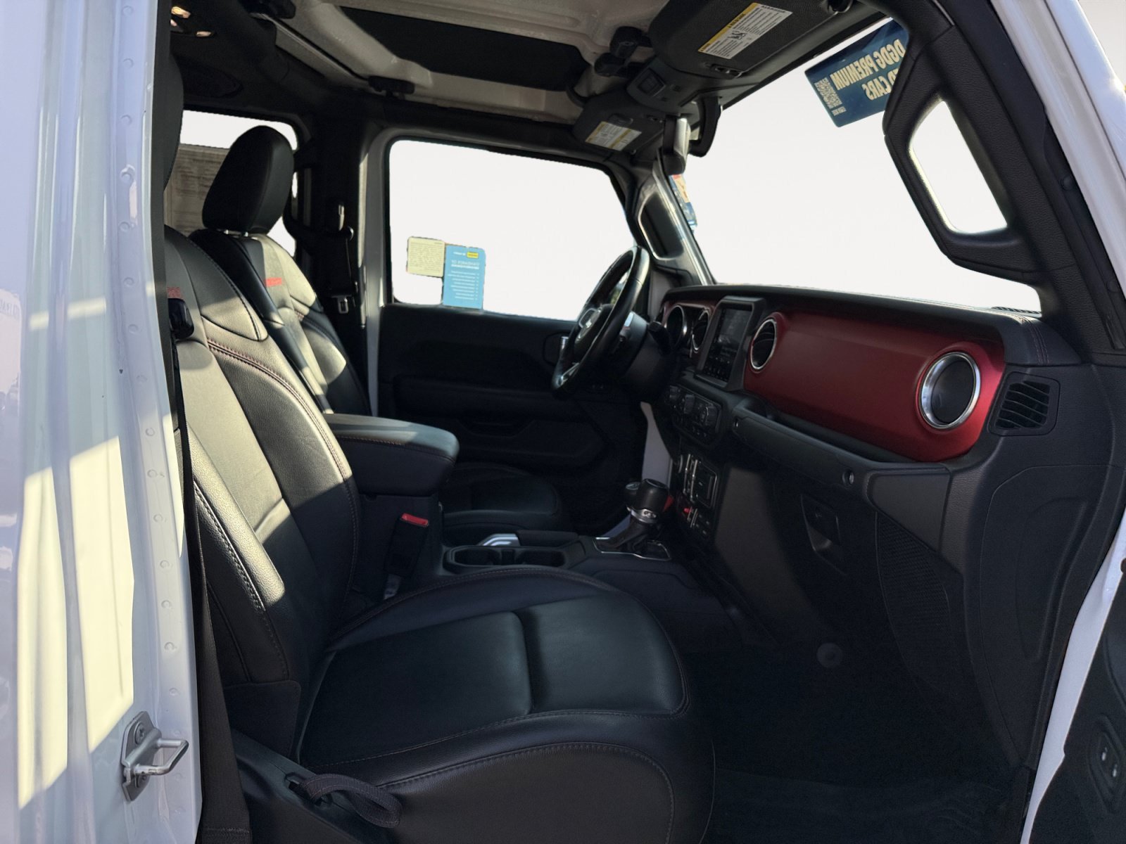 Used 2021 Bright White Clearcoat JEEP Rubicon image 19