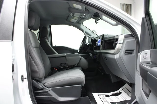 New 2026 Oxford White Ford F-350® XL image 38