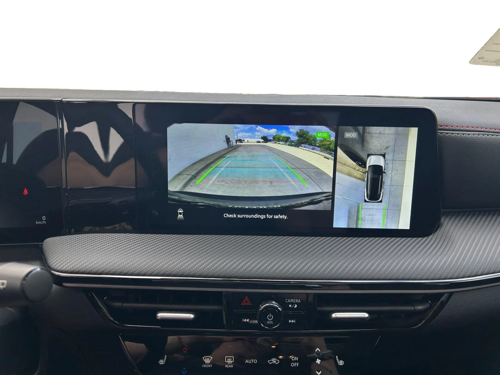 2025 Nissan Kicks SR AWD - Photo 19
