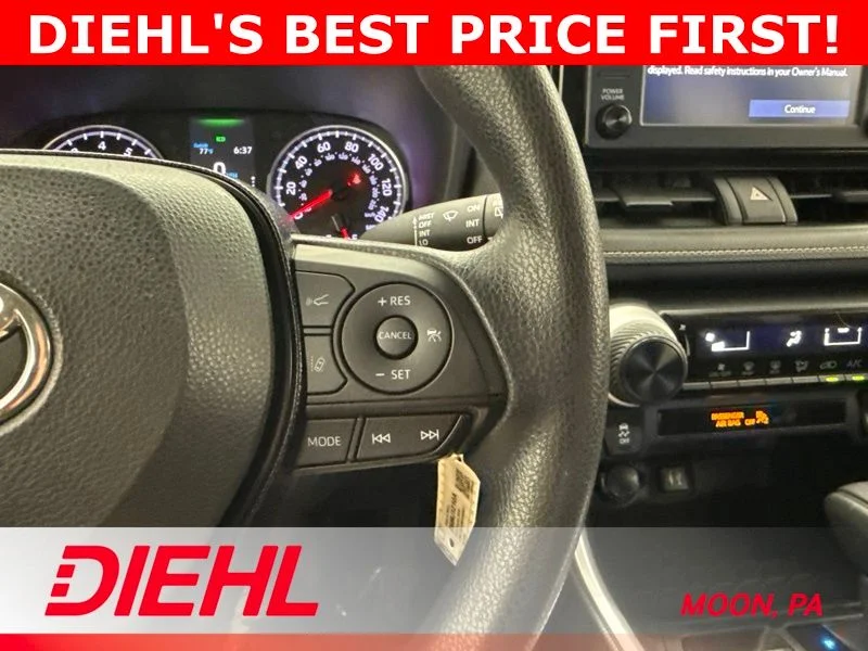 Used 2019 Silver Toyota LE image 24