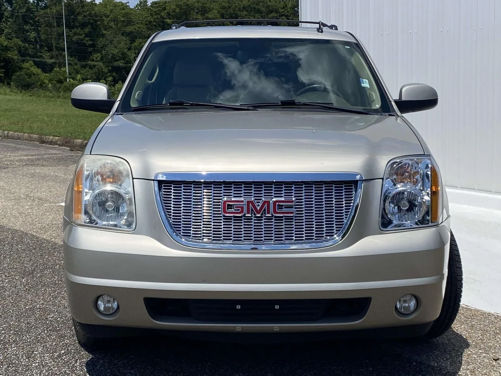 Used 2013 Gold GMC SLT 1500 image 2