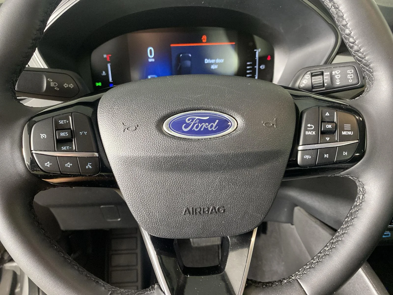 Used 2023 Iconic Silver Ford Active image 17