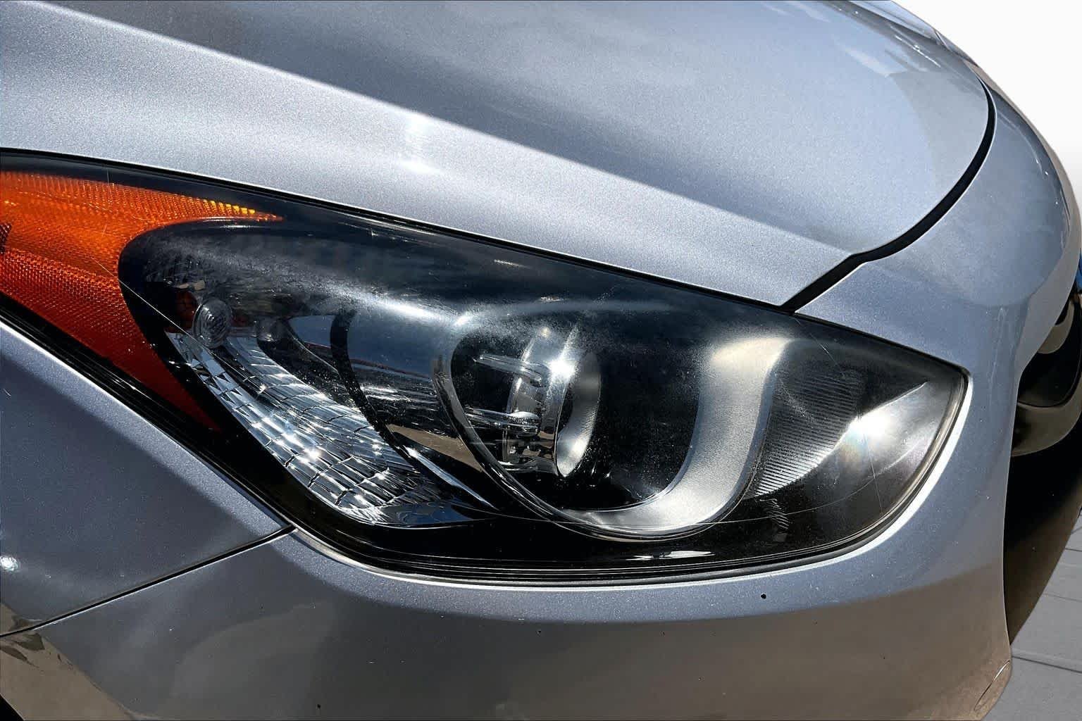 Used 2013 Shimmering Silver Hyundai  image 26