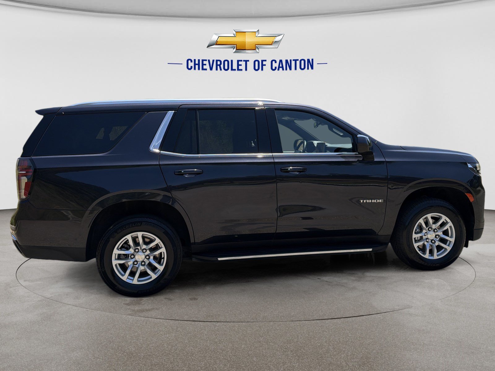 Used 2024 Dark Ash Metallic Chevrolet LT image 4