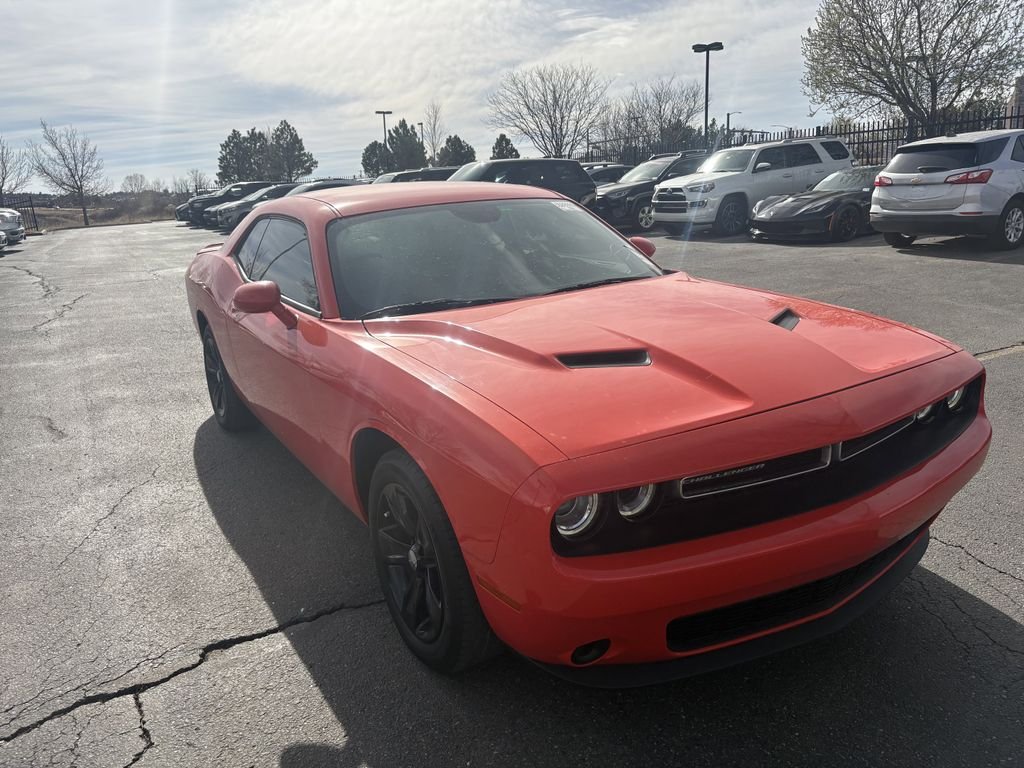 2021 Dodge Challenger SXT