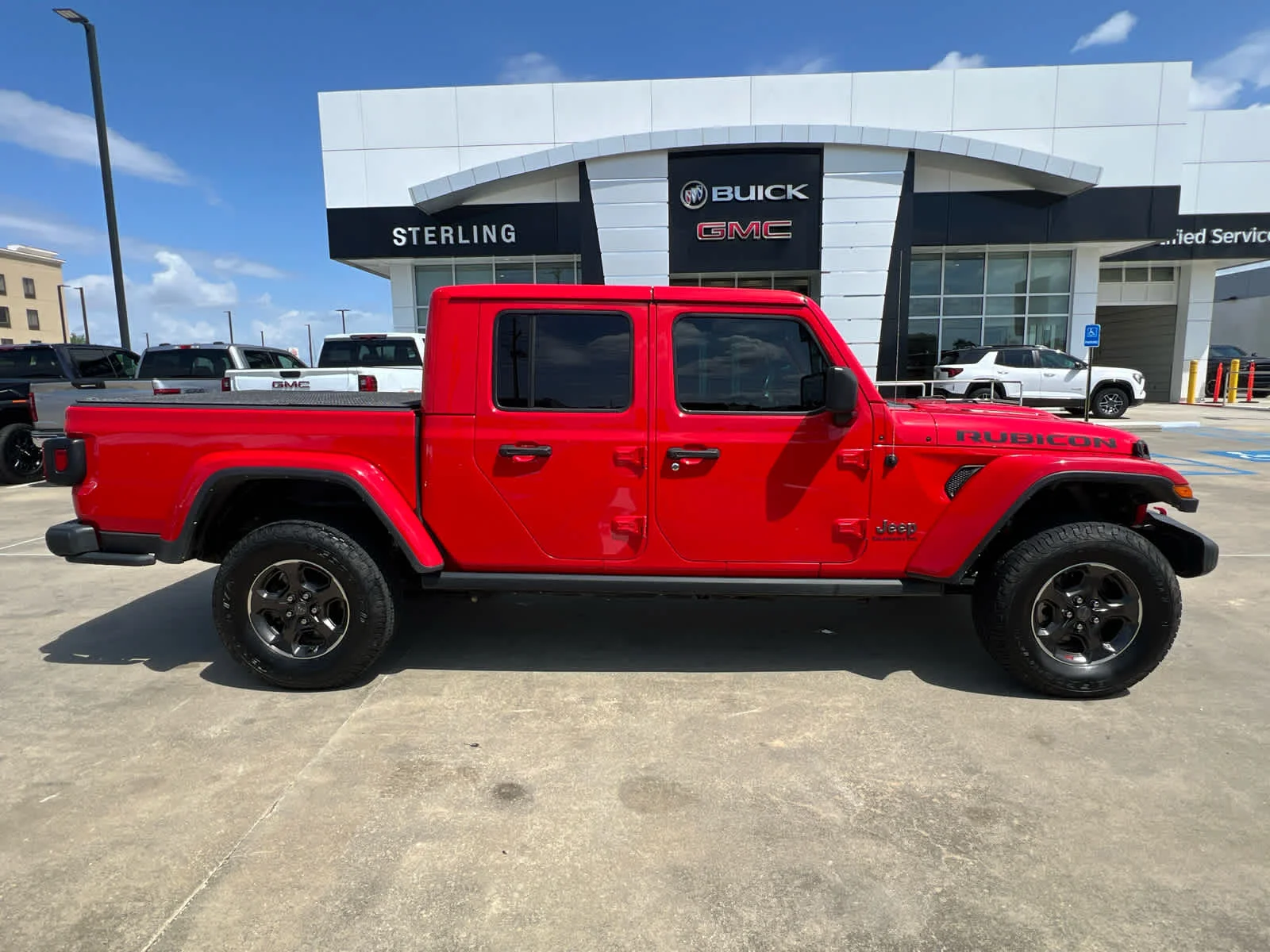 2022 Jeep Gladiator Rubicon's photo