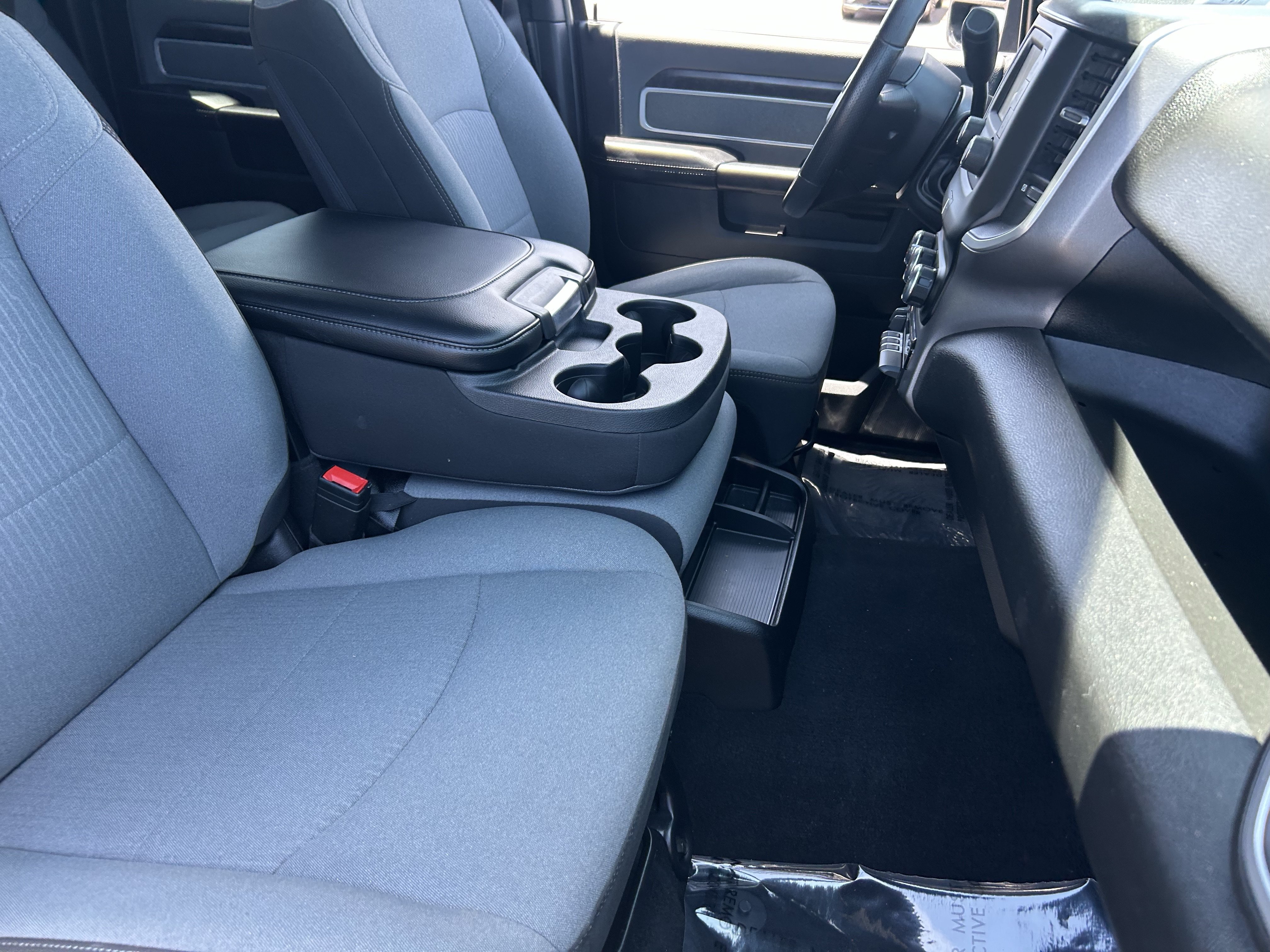 2023 RAM Ram 3500 Pickup Big Horn - Photo 10