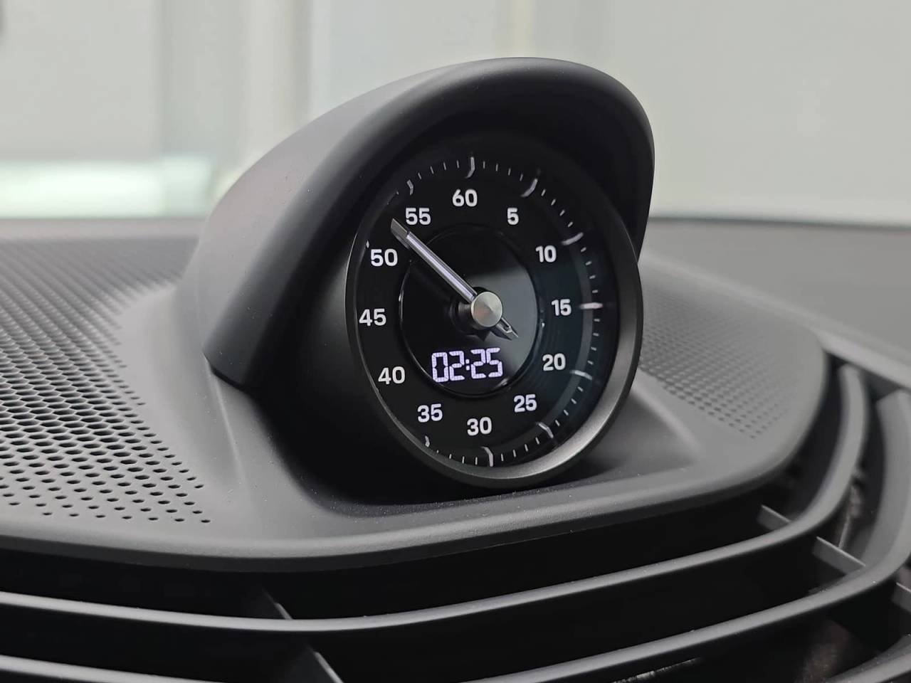 2026 Porsche Taycan S - Photo 21