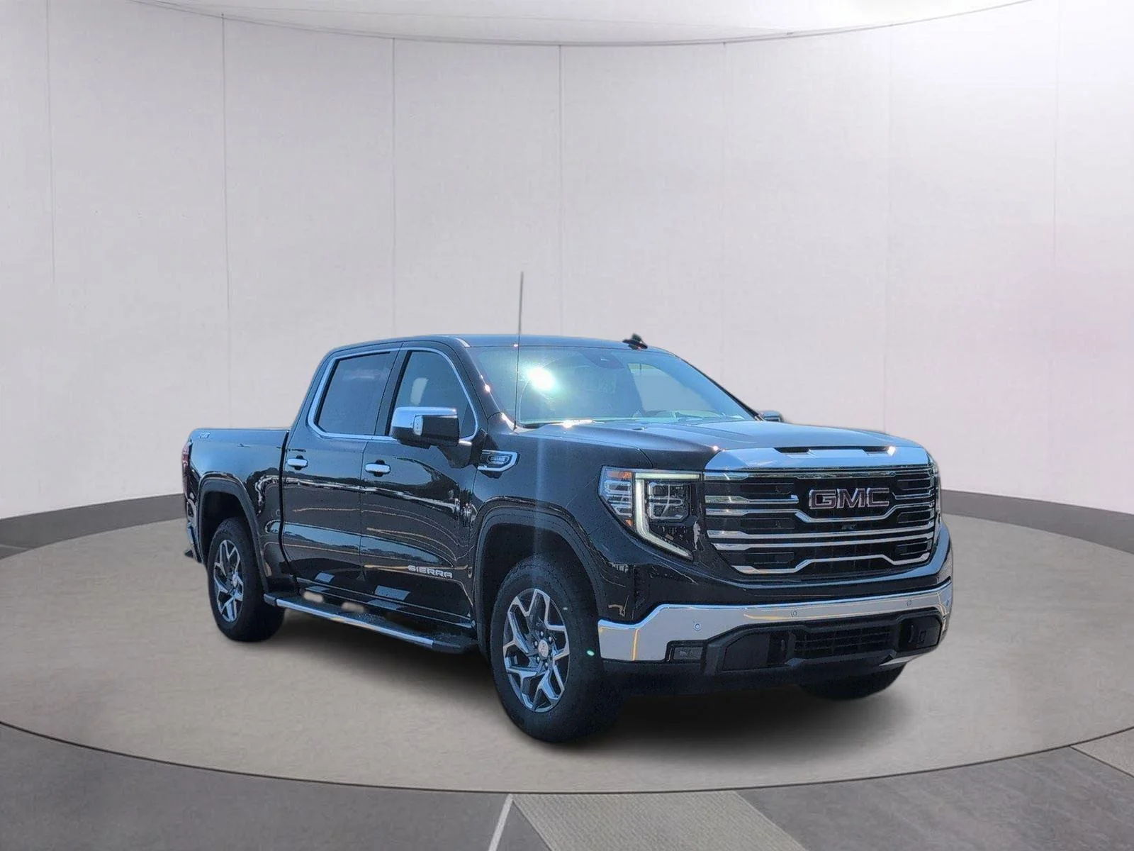New 2026 Onyx Black GMC SLT image 9