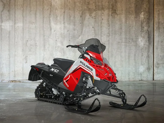 2027 Polaris® 850 INDY XC 137 7S Indy Red / White Lightning / Gl 