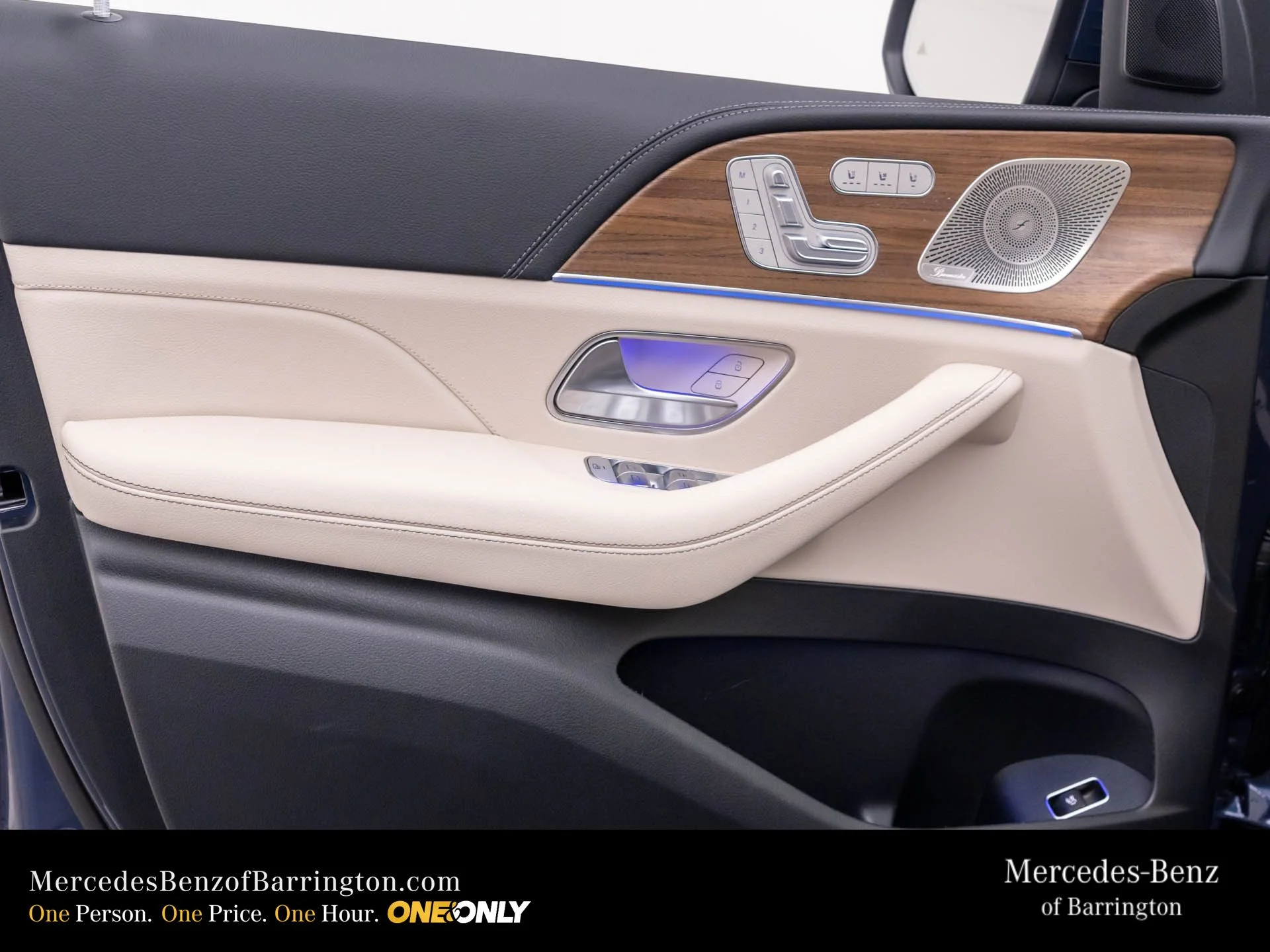 New 2026 Blue Mercedes-Benz GLS 580 image 15